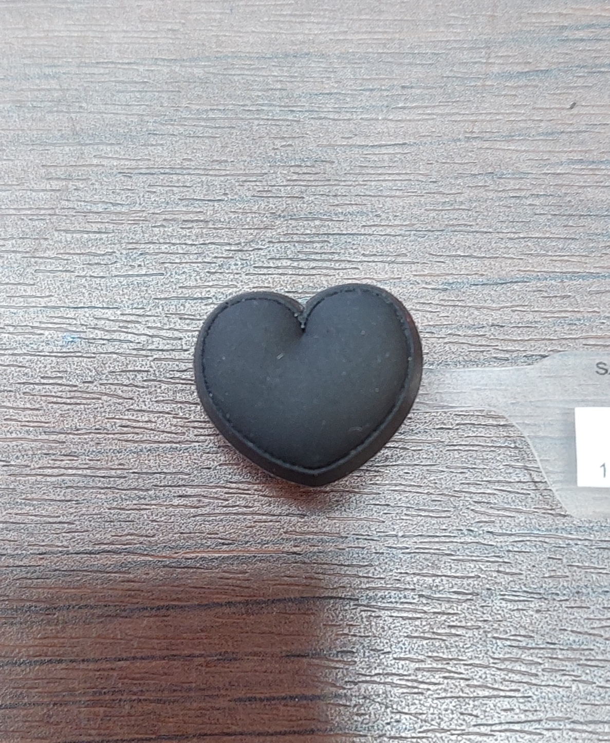 LITTLE BLACK HEART CHARM