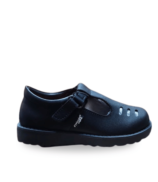 Fitkids Girls Claasic School Shoes with adjusted strap