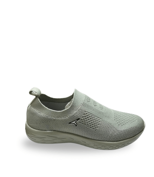 Tracer Uni Deft 11k Unisex Sneakers That Balance Form and Function