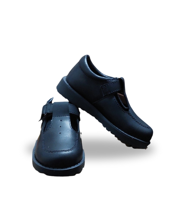 Fitkids Girls classic School Shoes with adjusted strap Black 27