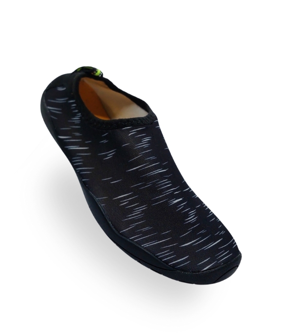 SWIMMING SHOES BLACK 43